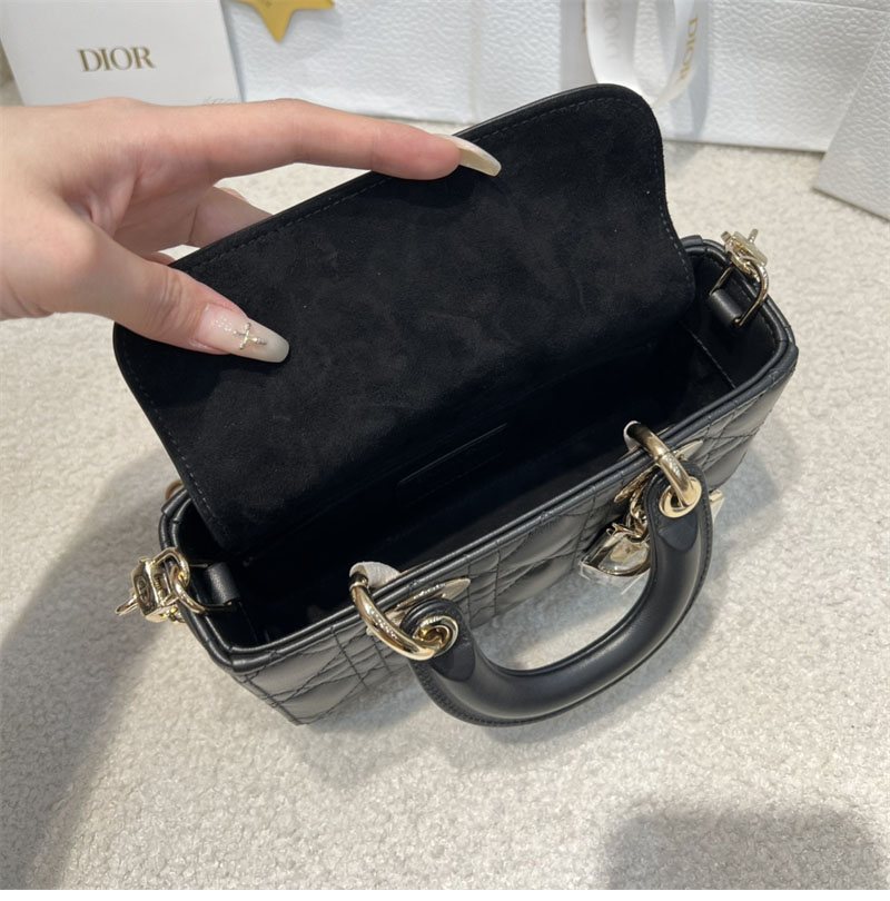 디올 레이디 D-조이 미니 백 블랙 까나쥬