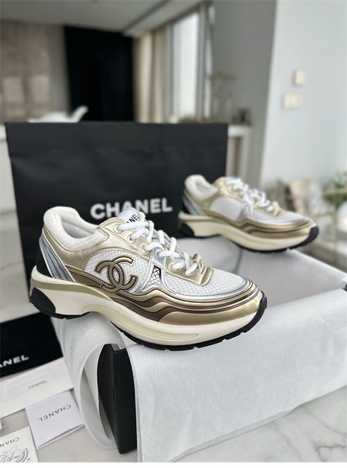 샤넬 24C CC로고 크루즈 스니커즈