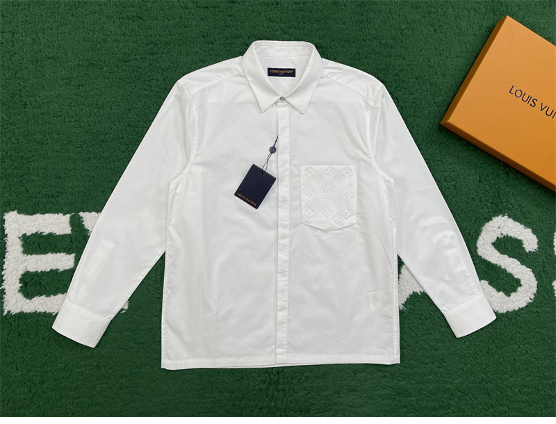 루이비통 엠보스드 포켓 롱 슬리브드 셔츠