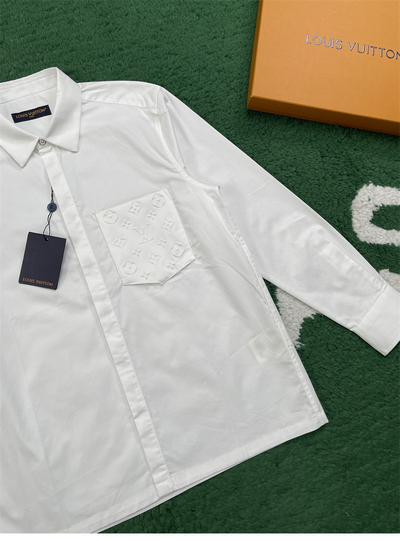 루이비통 엠보스드 포켓 롱 슬리브드 셔츠