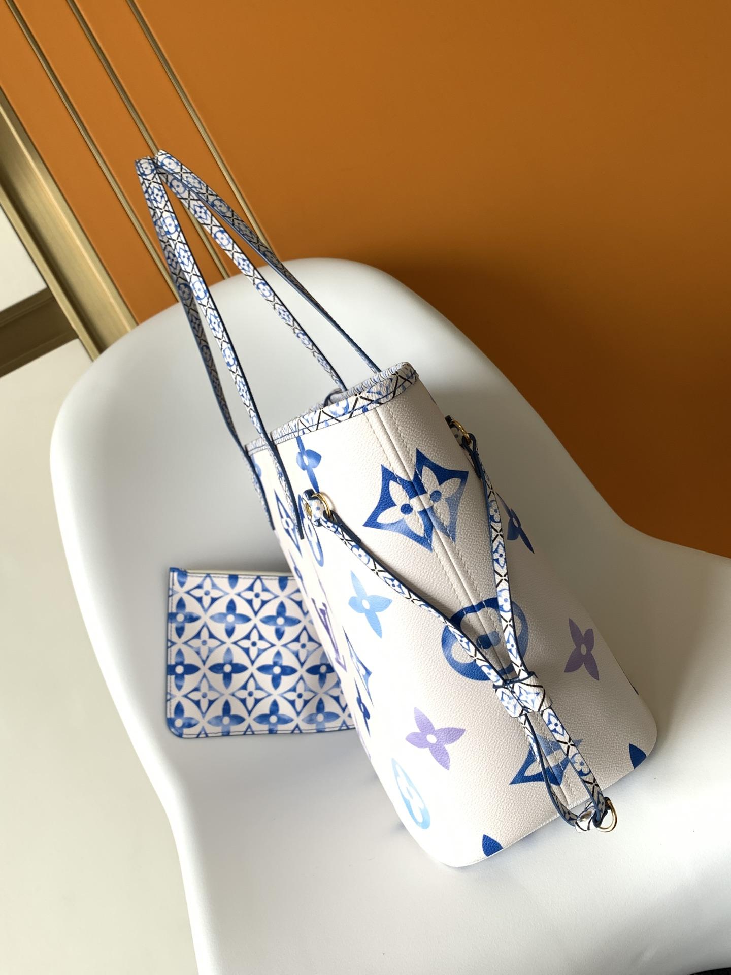 Louis Vuitton Neverfull Giant Monogram