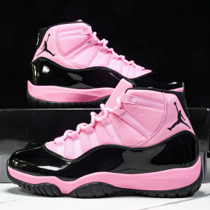 나이키 에어조던11 레트로 “핑크/블랙”