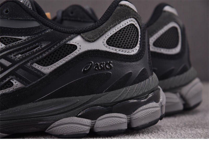 아식스 젤 NYC 그래파이트 그레이 블랙 1201A789-020