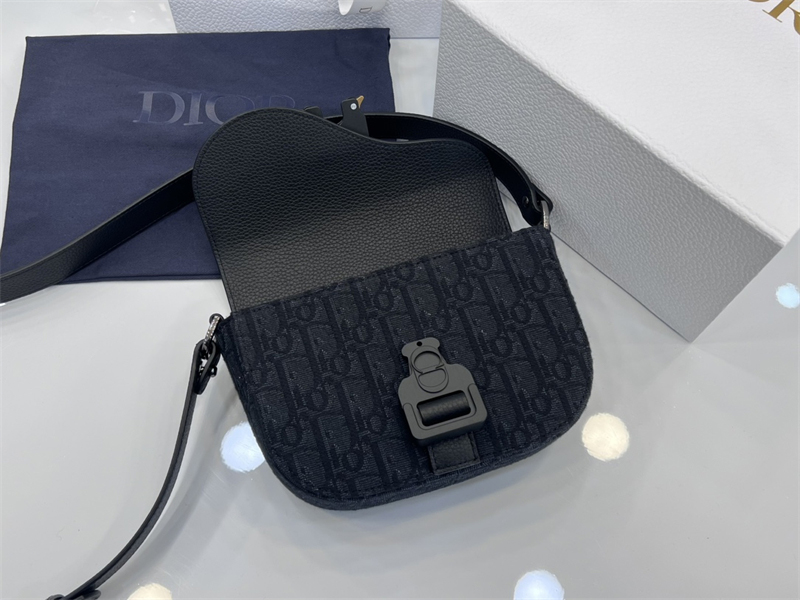 디올 새들 미니 플랩 메신저백 오블리크 자카드