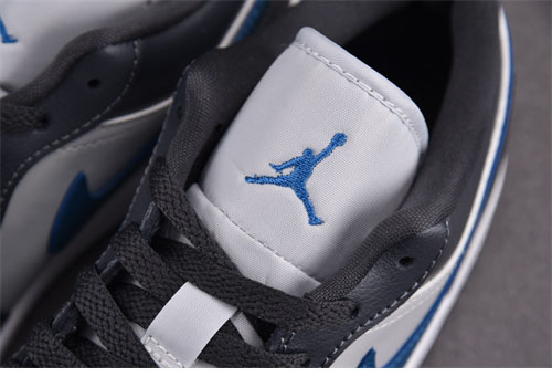 나이키 에어조던1 로우 앤트러사이트 인더스트리얼 블루 DC0774-040