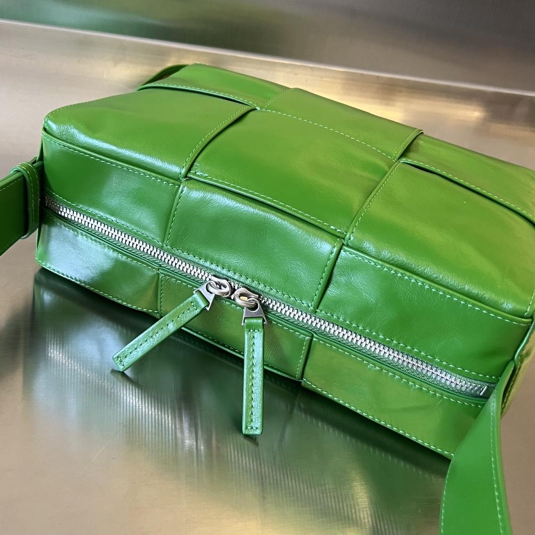 Bottega Veneta Arco Camera